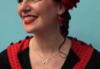 portrait pin up