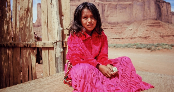 Petite fille Navajo Monument Valley Petite fille Navajo Monument Valley